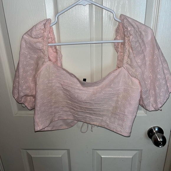 Pink top - Picture 3 of 3